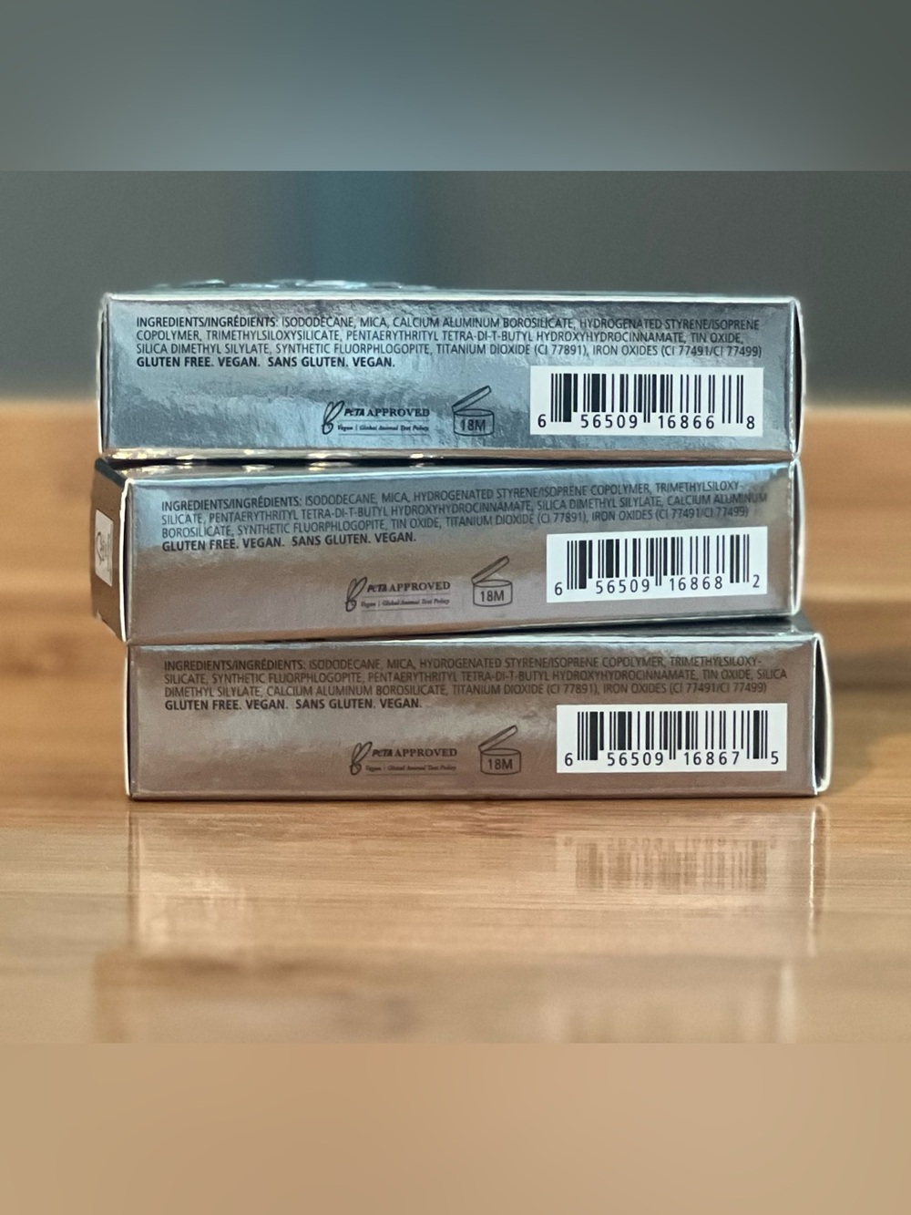 Chantecaille Eye Lumiere Liquid Eyeshadow - Limited Edition - Picture 3 of 10